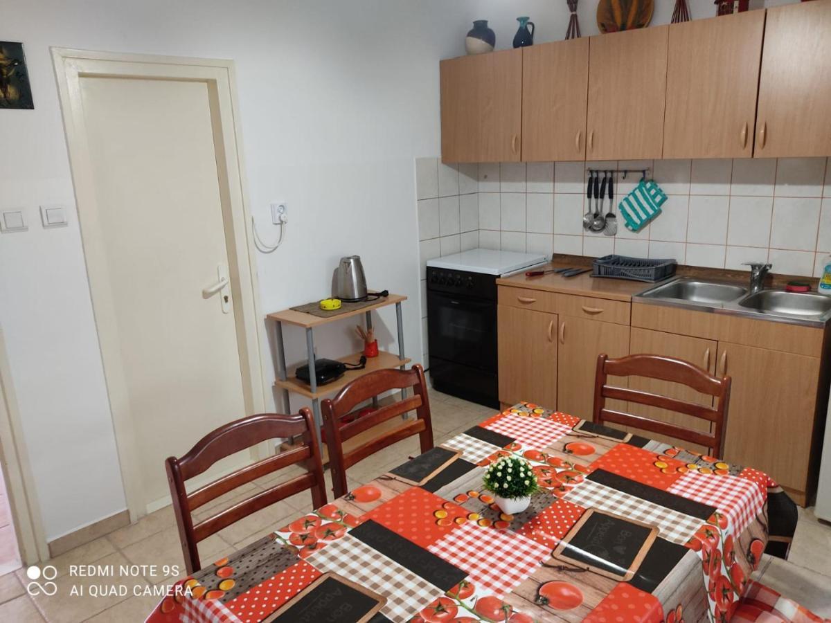 Apartmani Iva Sveti Juraj Eksteriør billede
