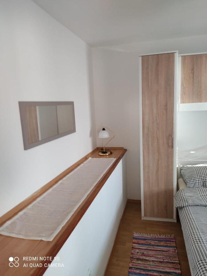 Apartmani Iva Sveti Juraj Eksteriør billede