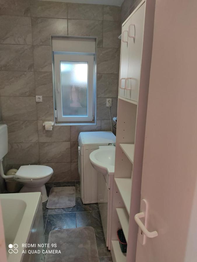 Apartmani Iva Sveti Juraj Eksteriør billede